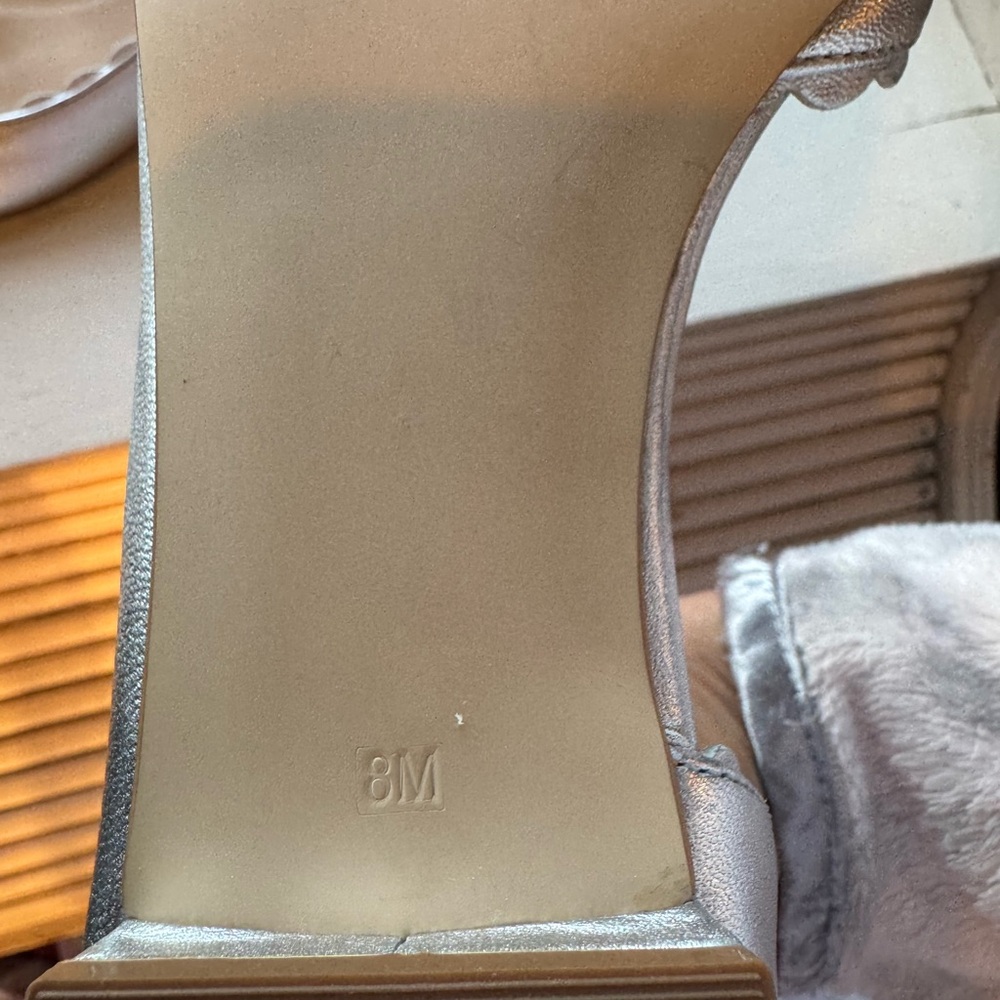 Talbots Metallic Silver Flats NWOT - Picture 6 of 6